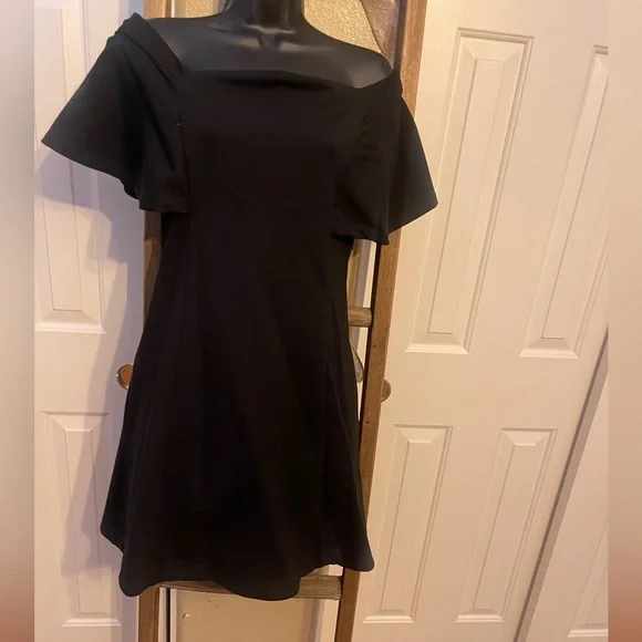 banana republic black off shoulder dress FFORME Off-The-Shoulder Rosina Maxi Dress main image 1